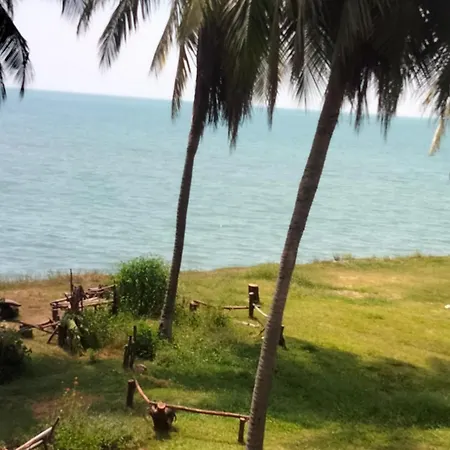 Pd Seaview Corus Paradise Lagoon Port Dickson Exterior photo